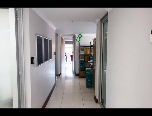 INDUSTRIAL PROPERTY TO RENT IN ROUTE 21 BUSINESS PARK